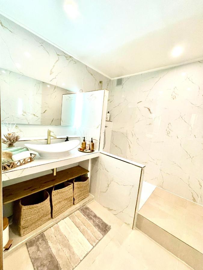 Spacious Loft, Duplex, Old Town, 3 Bedrooms - Easy Check-In Nizza Exterior foto